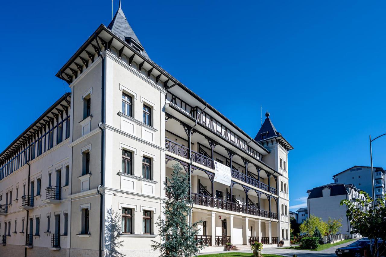 Hotel Carolin Calimanesti Exterior photo