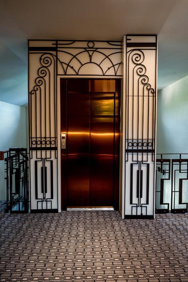 Hotel Carolin Calimanesti Exterior photo